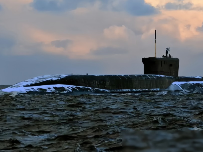 【北风之神级核潜艇】震撼发射!