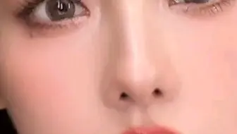 张嘉倪