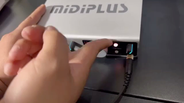 [图]MIDIPLUS-2OTG升级新款音乐人的福音 自带正式版宿主机架娱乐直播 自带无损OTG手机无损传输有声录制 声音解析好 零延迟 零底噪