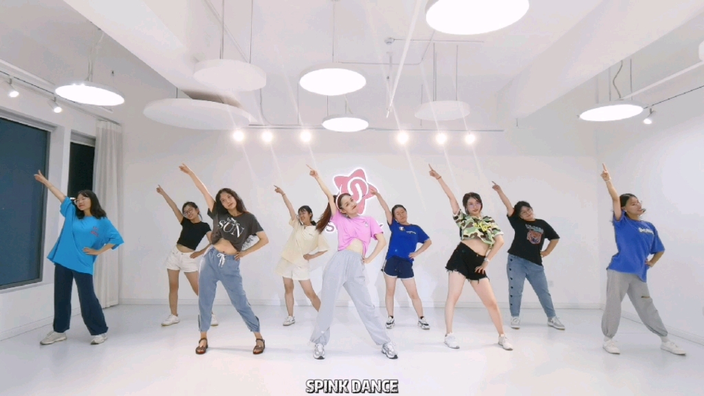 青岛爵士舞流行舞自娱自乐spunj舞蹈室