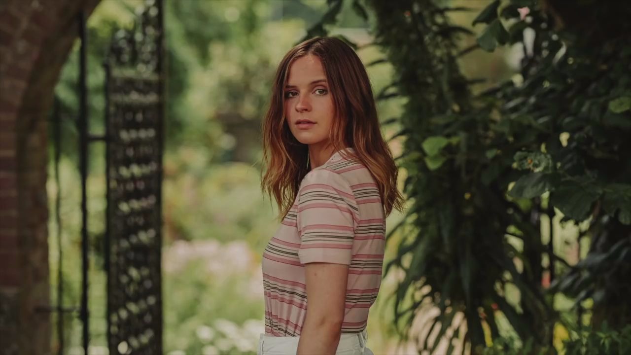 [图]Gabrielle Aplin-One Of Those Days(Official Audio）