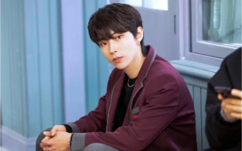 【黄寅烨】/女神降临/fox 拥有校霸=拥有吃不完的