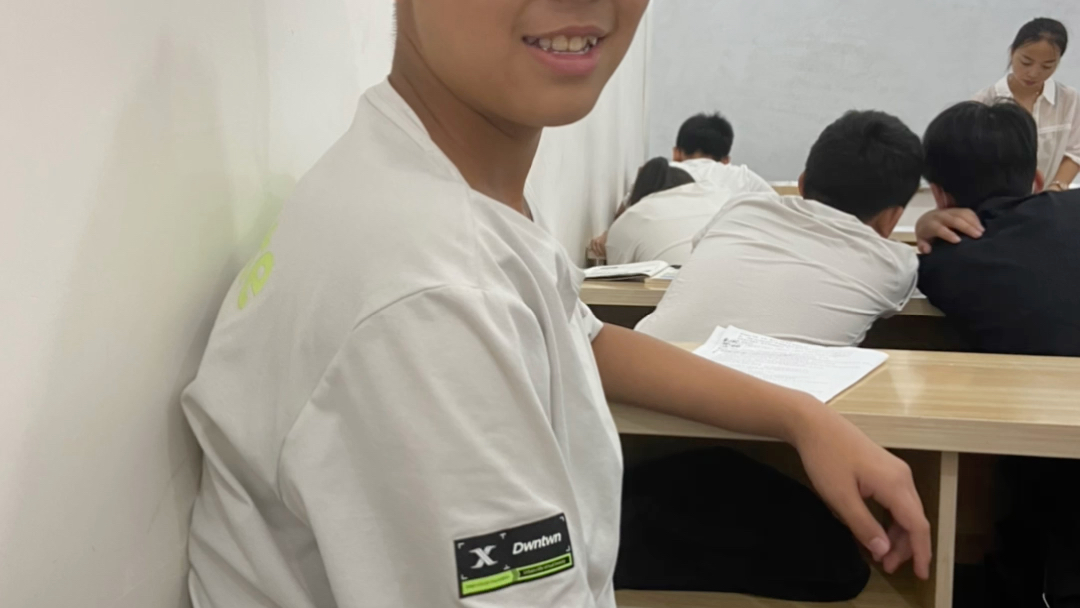 牛马青年_哔哩哔哩_bilibili