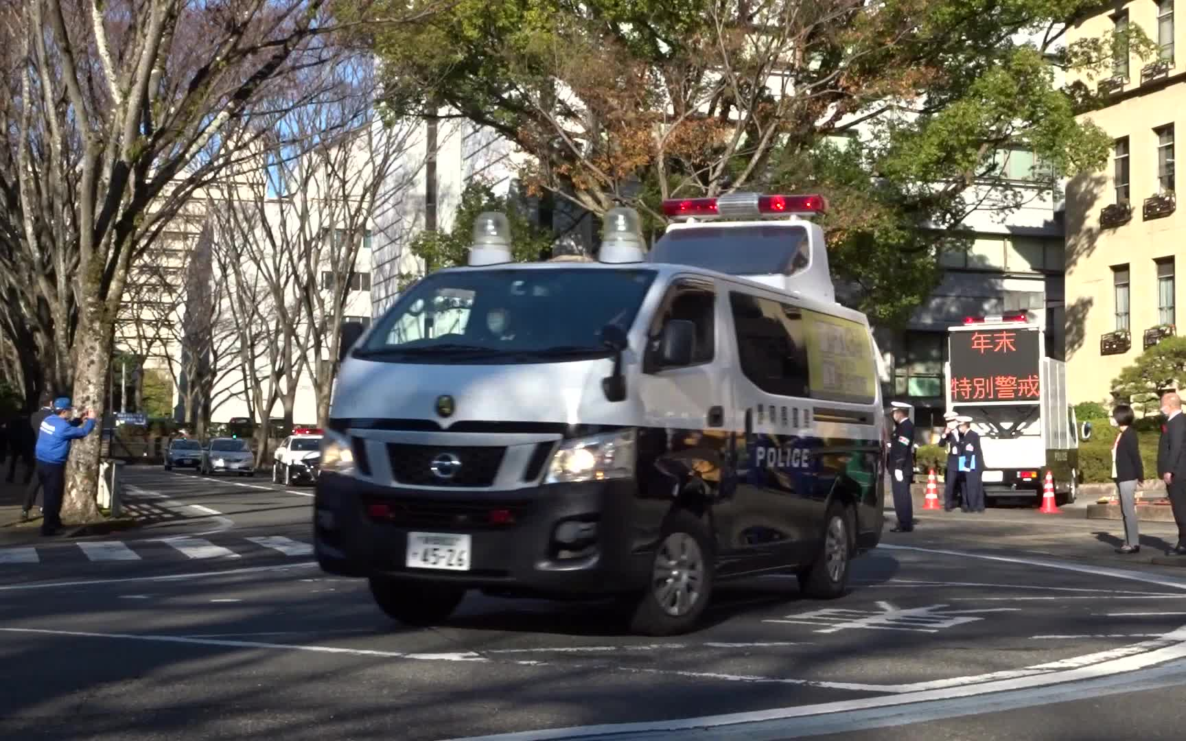 车辆观察日本警察2021年60静冈县警察年末特别警戒年末交通安全运动