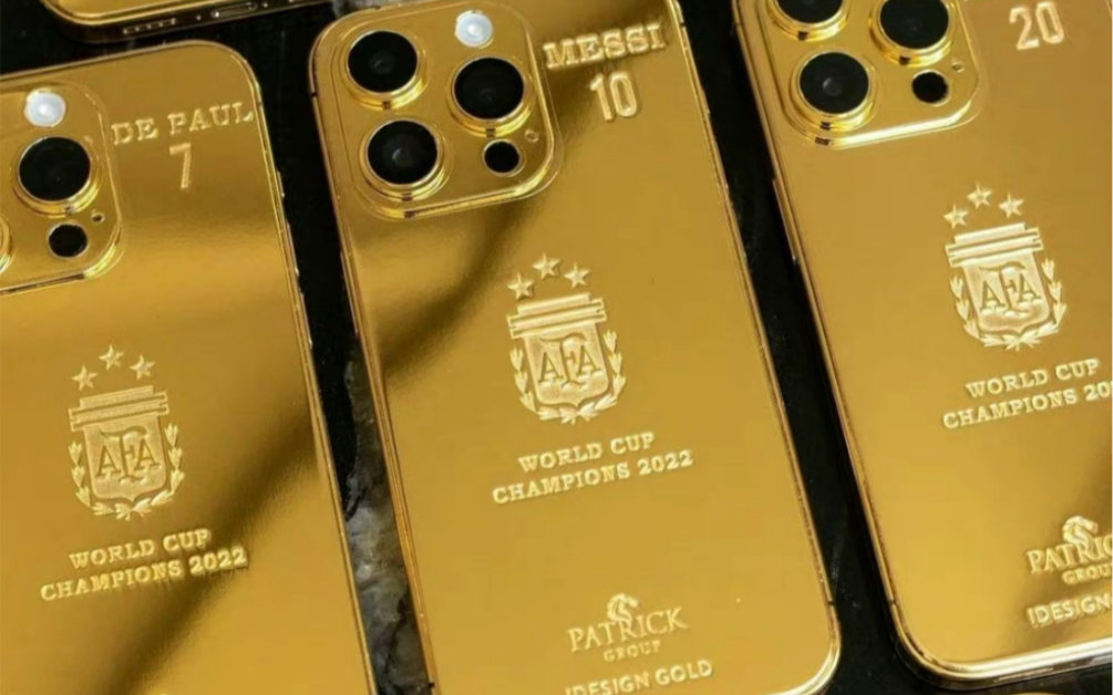 梅西定制了35部iphone14纯金,作为礼物送给赢得世界杯的国家队队友及