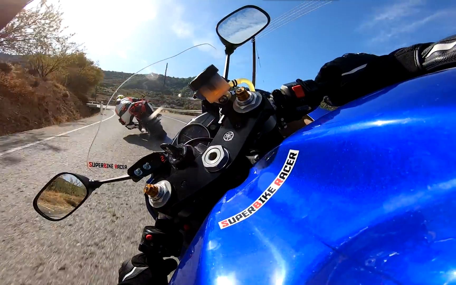 公路第一视角驾驶雅马哈r6重机车飞奔!