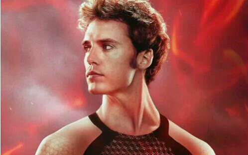 自己脑的一个海王的预告,海王人设是饥饿游戏中拿鱼叉的芬尼克,mera用