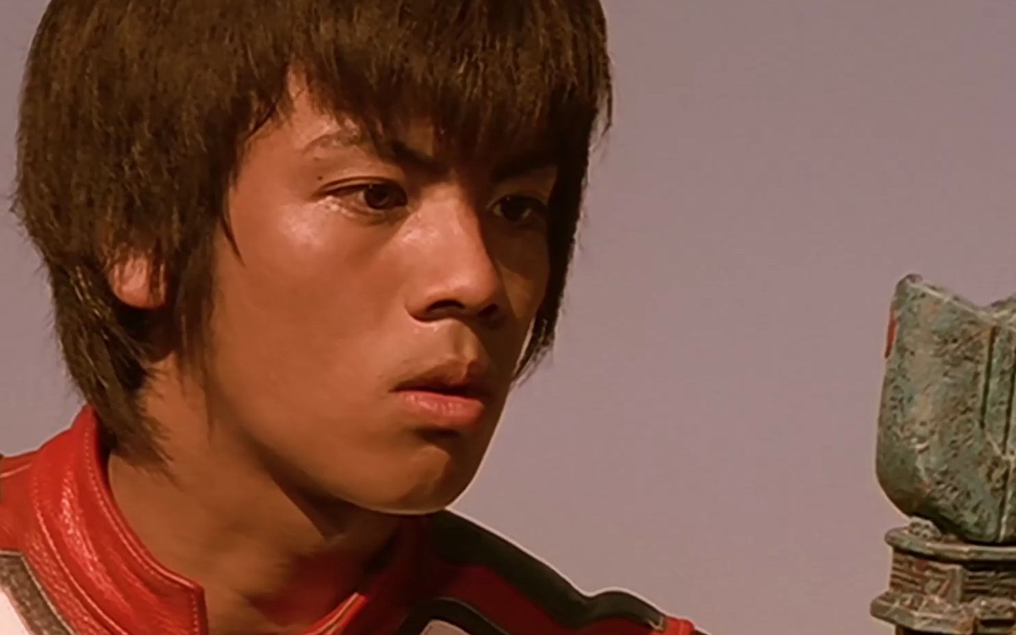 大古的儿子圆翼成功变身迪迦,黑暗魔神德古夫再度复苏