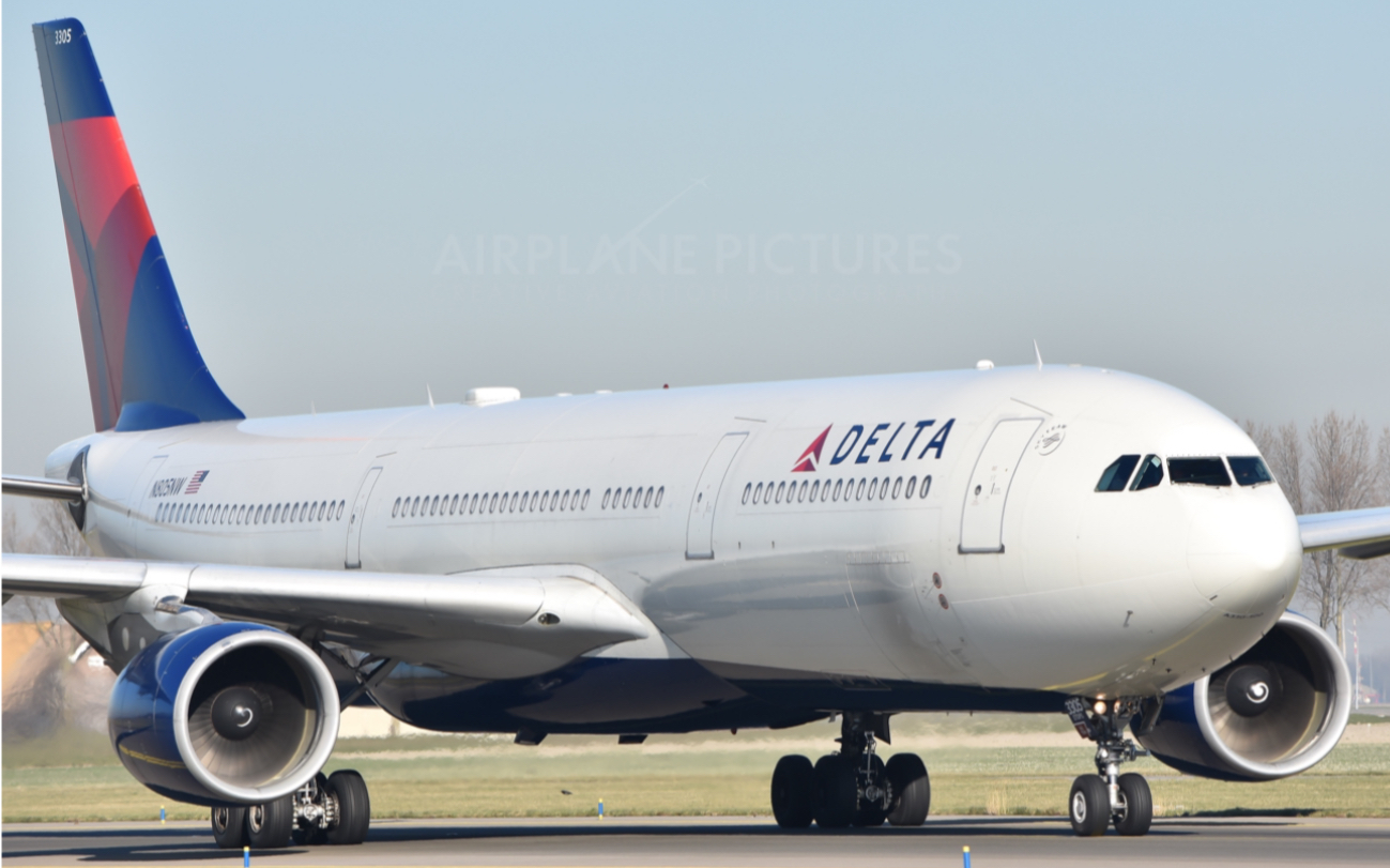 达美航空a330300于阿姆斯特丹国际机场起飞