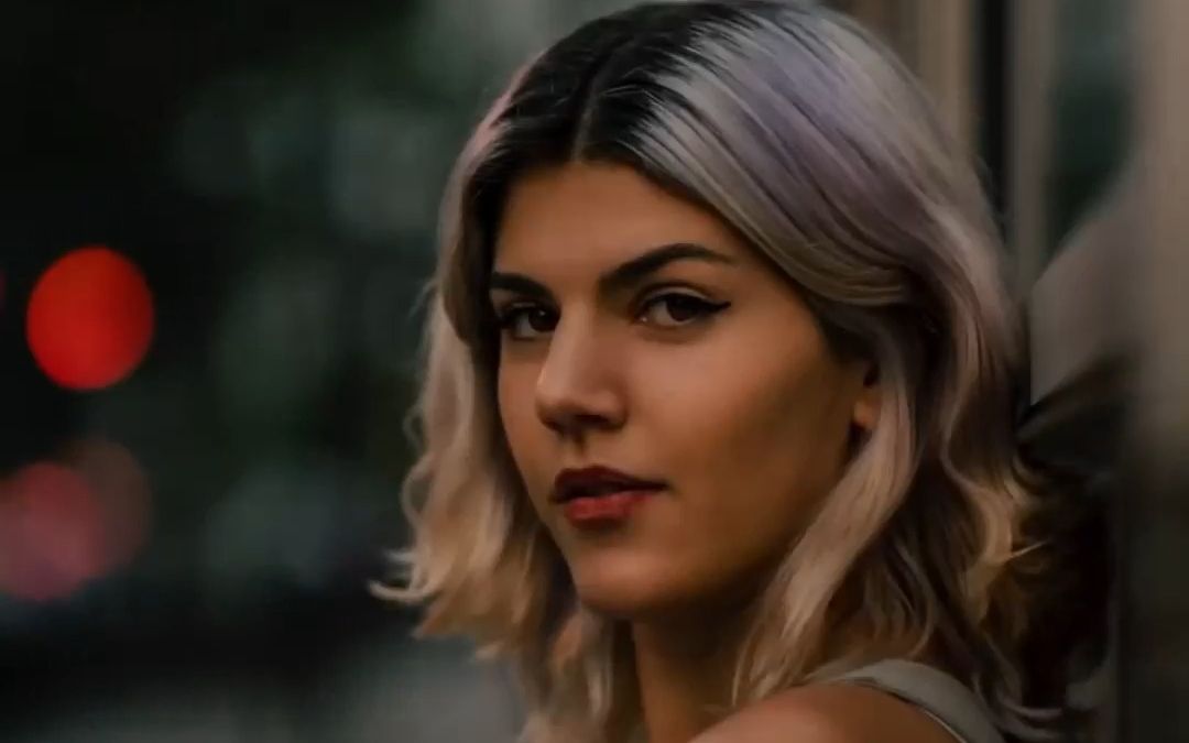 华盛顿街拍阿根廷美女演员