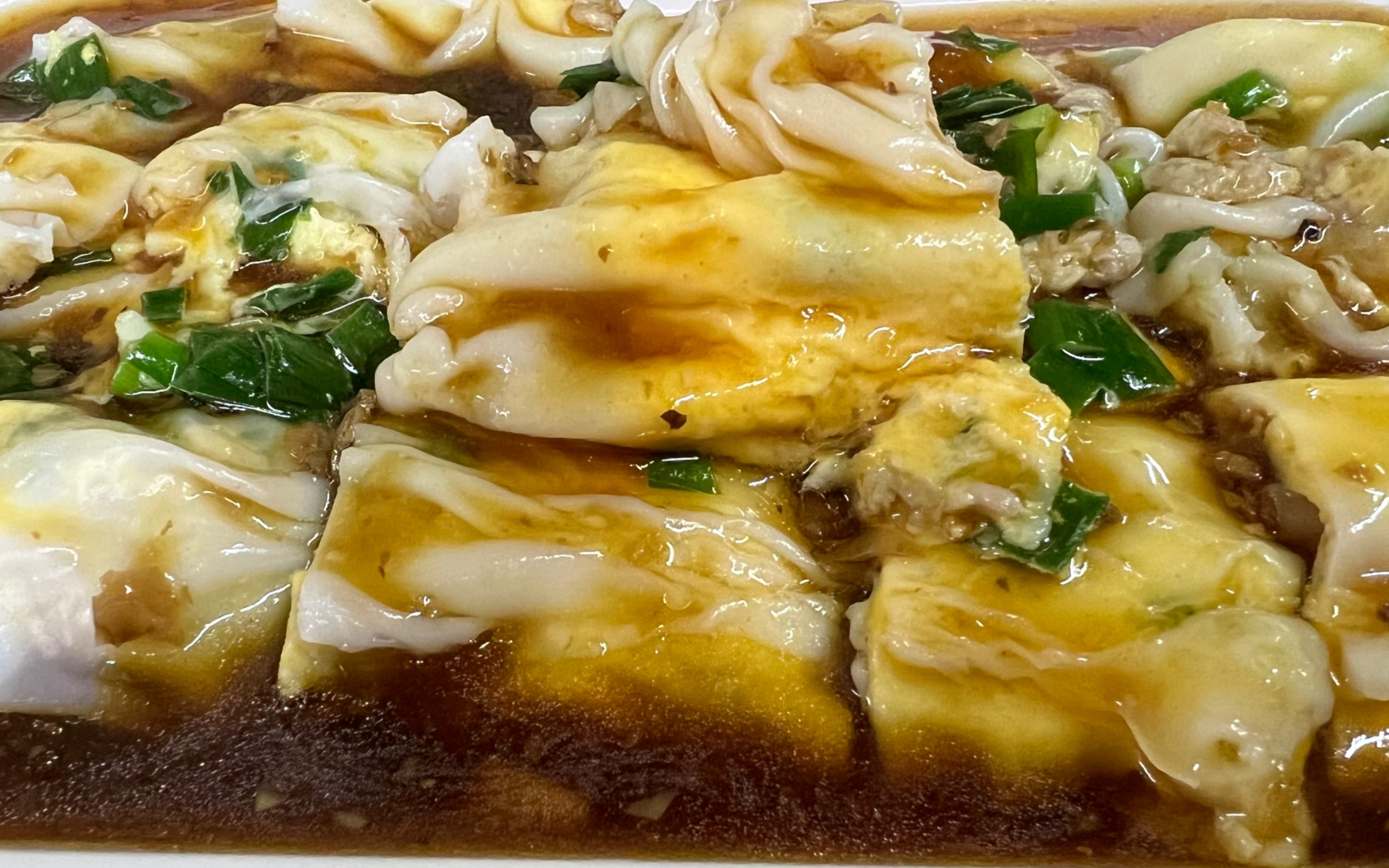 肠粉店日常准备工作,大米磨浆蒸肠粉各式炖盅搭配,收藏了