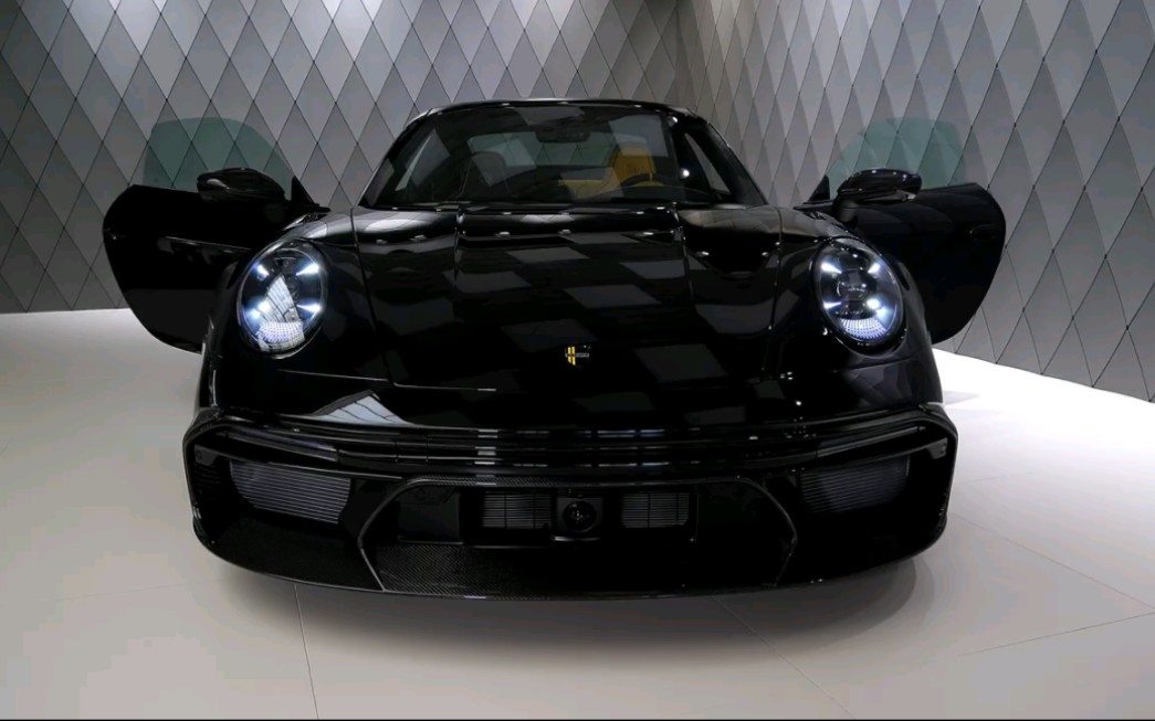 保時捷 巴博斯 900 rocket r 1 of 25 - 第一視角 靜態體驗(外觀&內飾