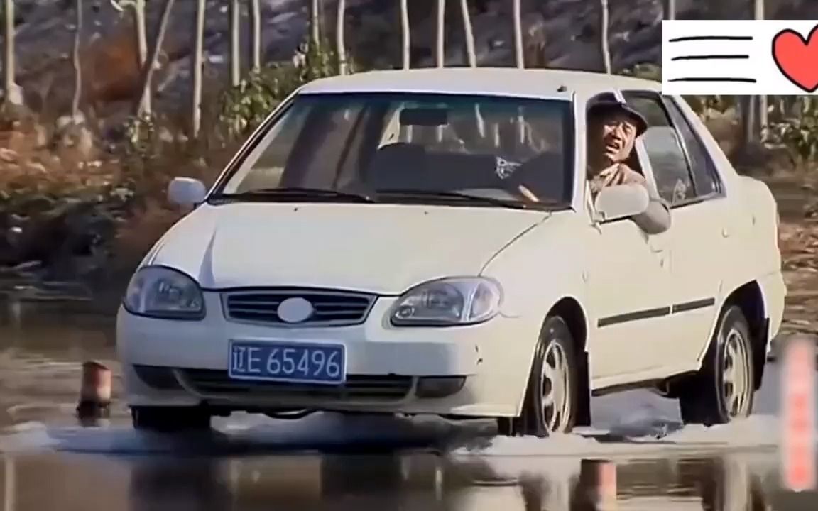 刘能开车爆笑场面:开二手车在村里显摆,让媳妇一屁股把车撅报废_哔哩