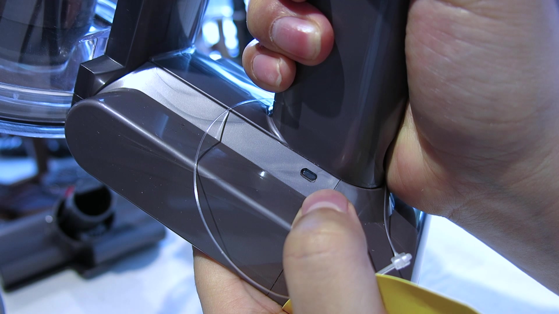 活动作品开箱戴森手持无绳吸尘器v7fluffy