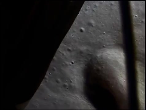 [图]Apollo 11 降落过程（降落视角）+44min月面原始视频