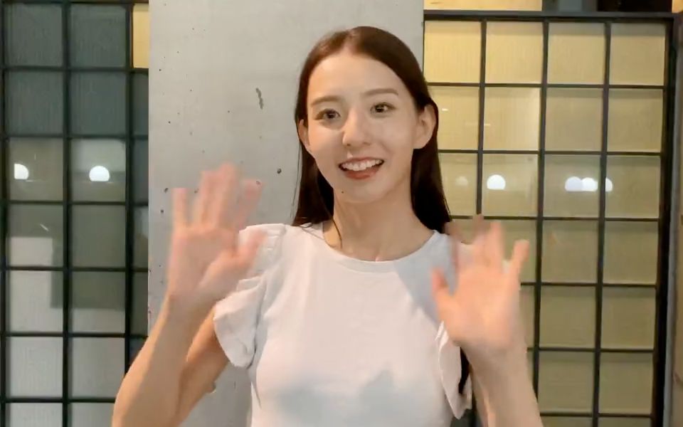 【假面骑士歌查德】宫原华音(克洛托):周刊playboy 格斗比赛举牌女郎