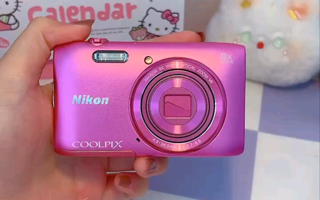 尼康s3600 478062000w像素,8倍光学变焦小长焦电池77充电器77