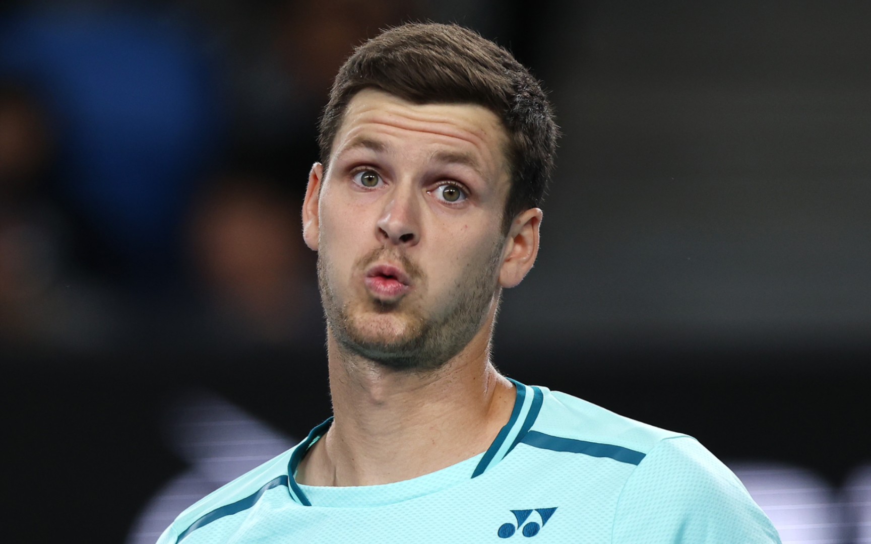 【网球】胡尔卡奇挺进2024澳网第三轮