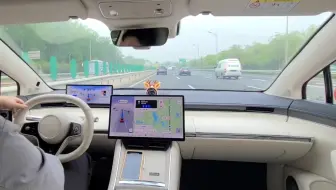 智界S7全程智驾上班！结果它竟然自己找车位停好了？｜一刀未剪，后面行人电瓶车太多，安全起见接管一次...