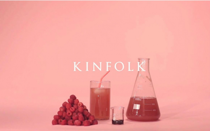 [图]【KINFOLK】【Kinfolk Saturdays】制作树莓苏打水