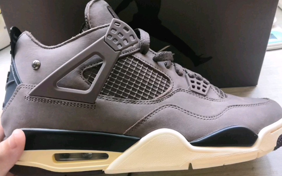 aj4 amm 私人订单 微商杀猪批 市面上800 的货 目前不拼图随意过线上