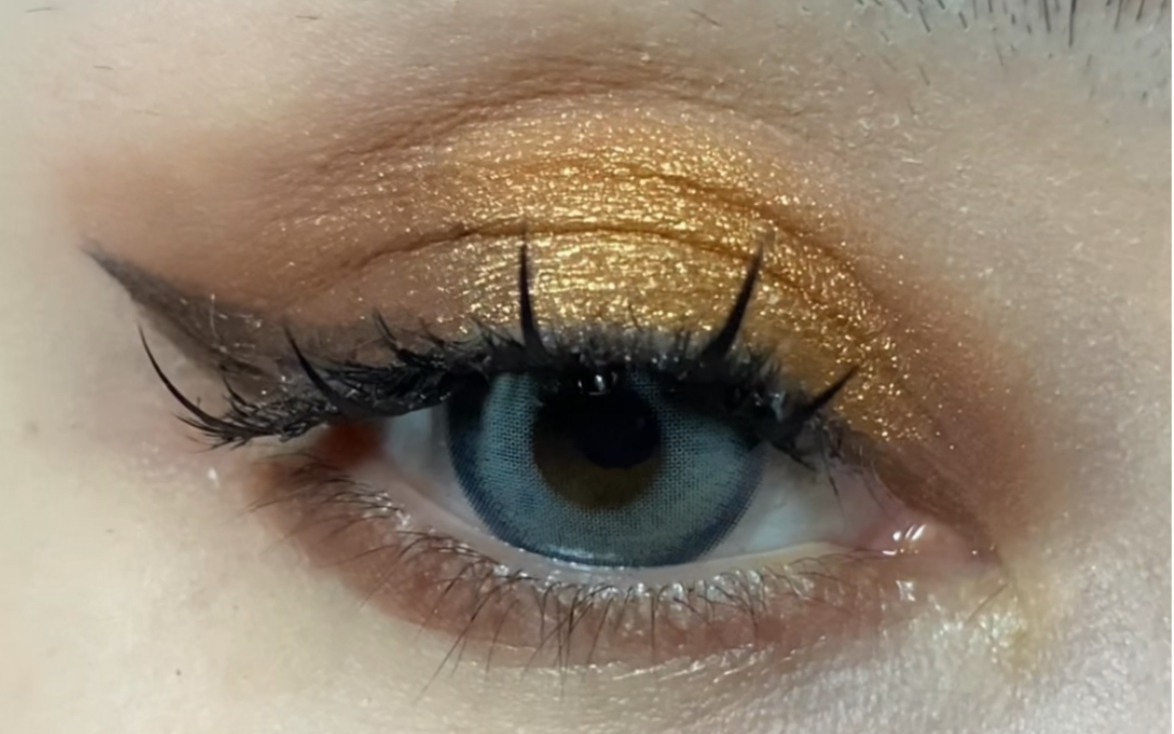 古铜金色约会眼妆/这款眼妆真的太适合约会画啦!