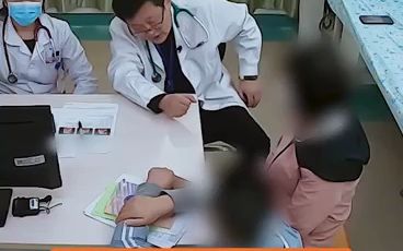 [图]【闪闪的儿科医生】这个孩子连被拒绝的话都听不到父母亲自说