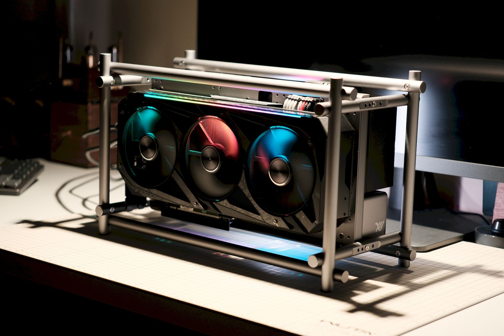 xworks 70 xframe 装机 1 前期准备 爱拓思 a4开放式itx机箱 超框架