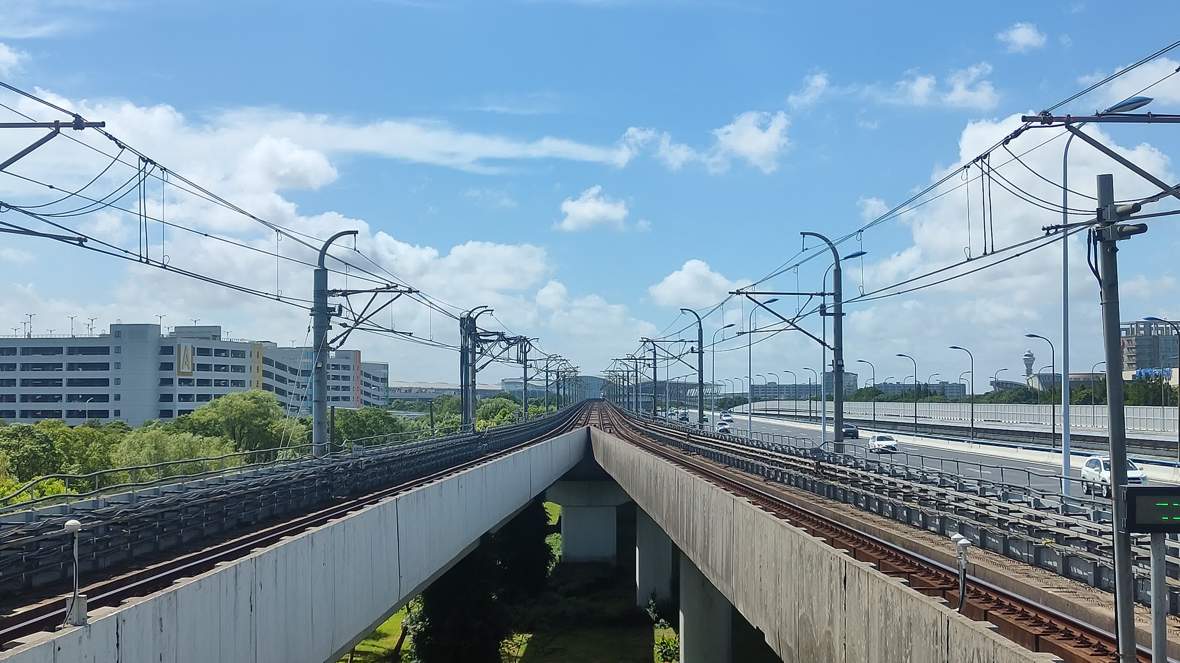 海天三路地铁站图片