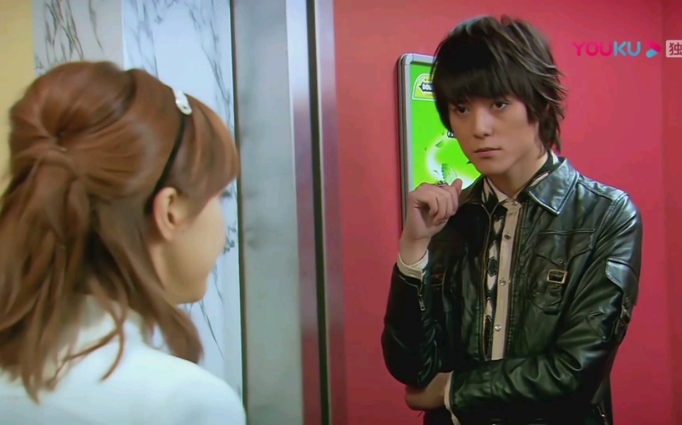 铠甲勇士雪獒侠遇上金甲战士和吕布.