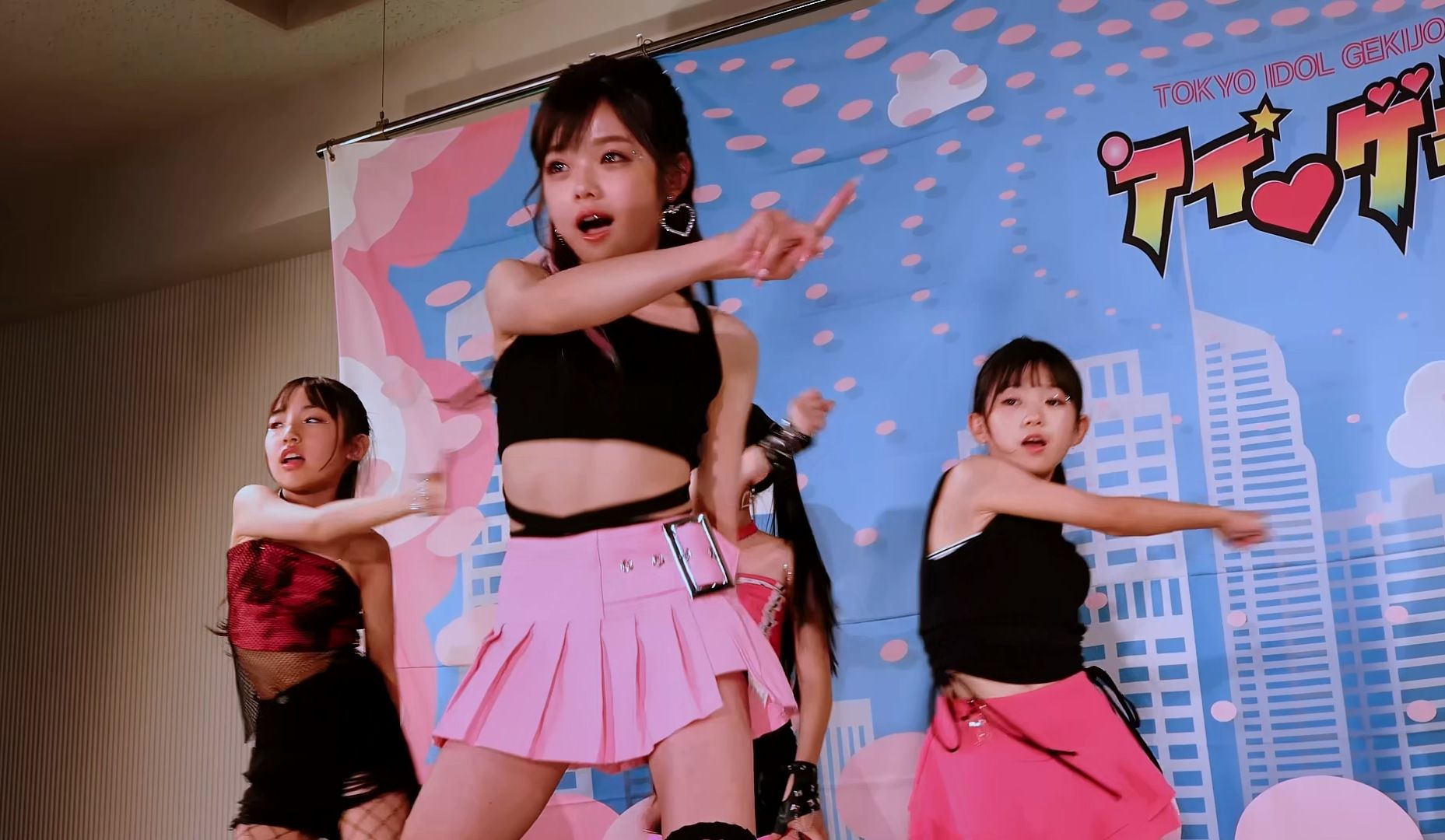 Reina&きこ&Hana&さら-四位同台表演