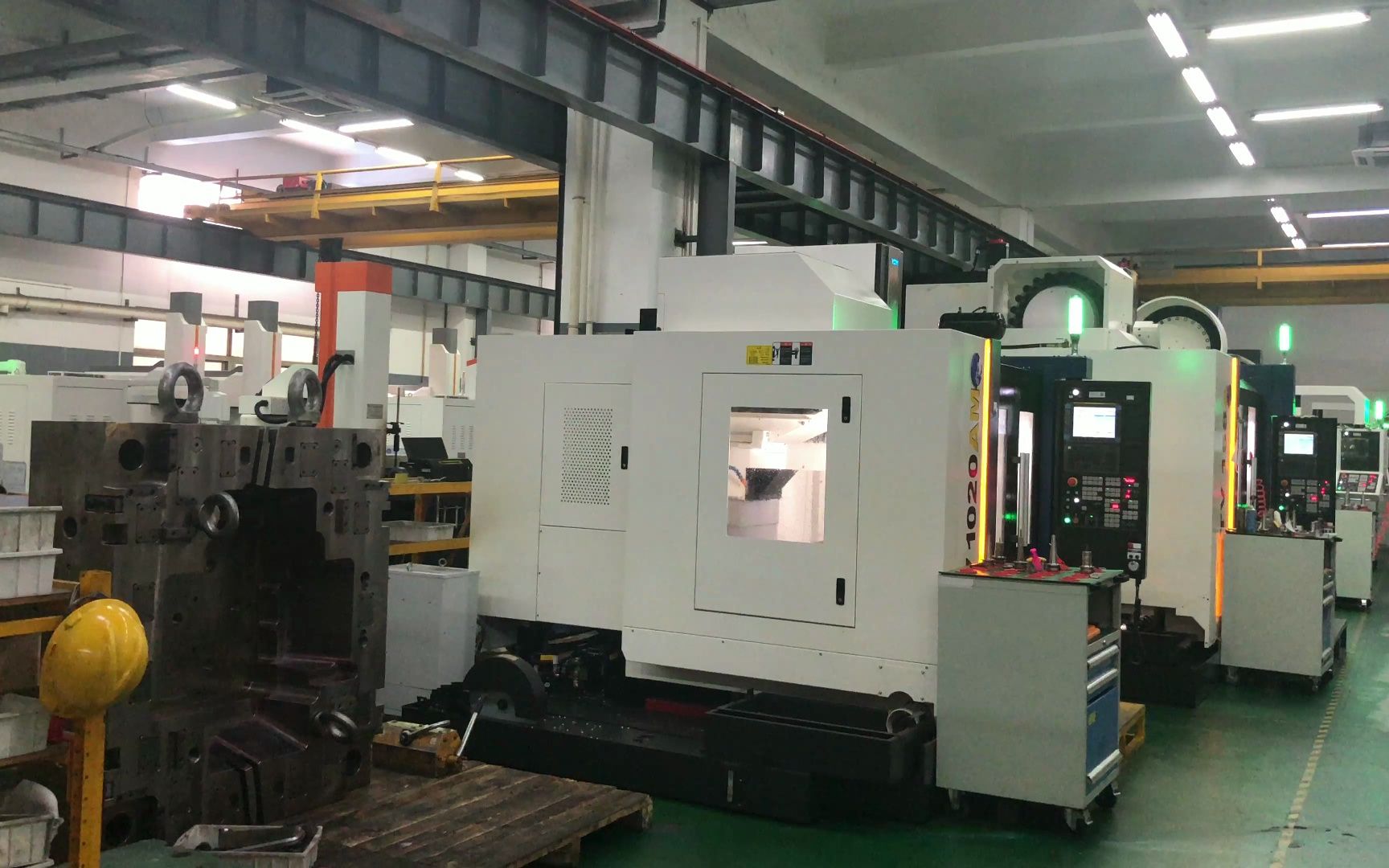 东莞黄江注塑模具厂模具车间实拍视频-广东永超塑胶模具厂家