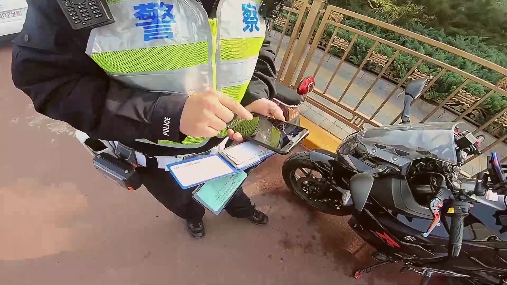 GSX250RA 帝都黎叔查摩托 标准ZC讲解,小本本准备好!二维码根本交不了罚款!!!!哔哩哔哩bilibili