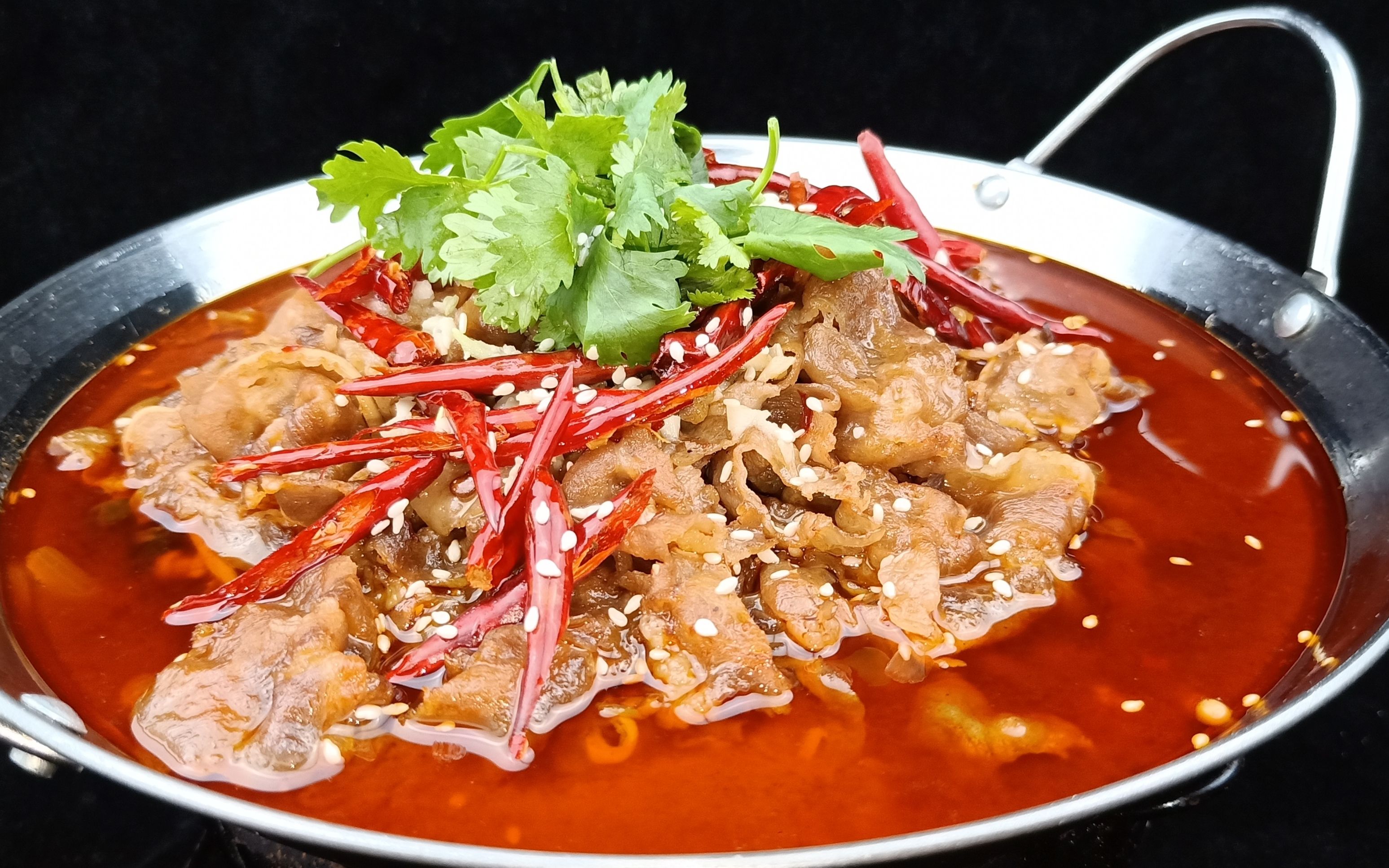 "金针肥牛锅"这样做才对!大厨教你最好吃做法,好吃到汤都喝光_哔哩哔