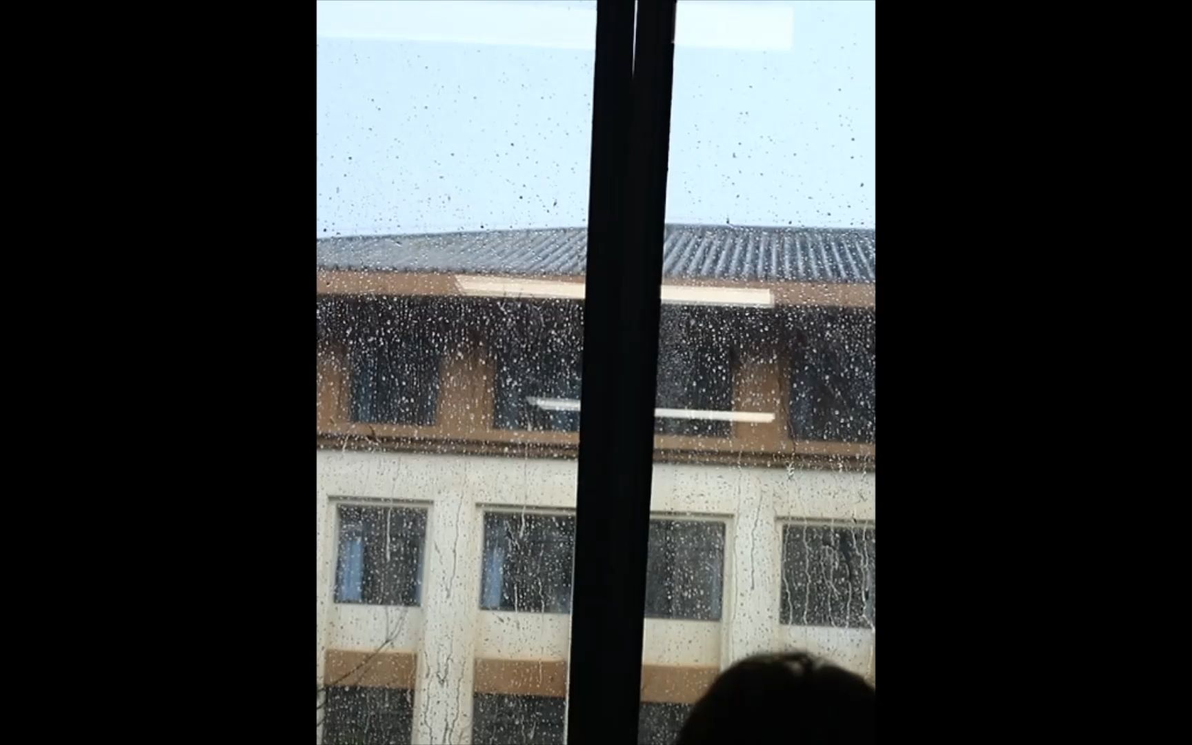 [图]下雨rainning