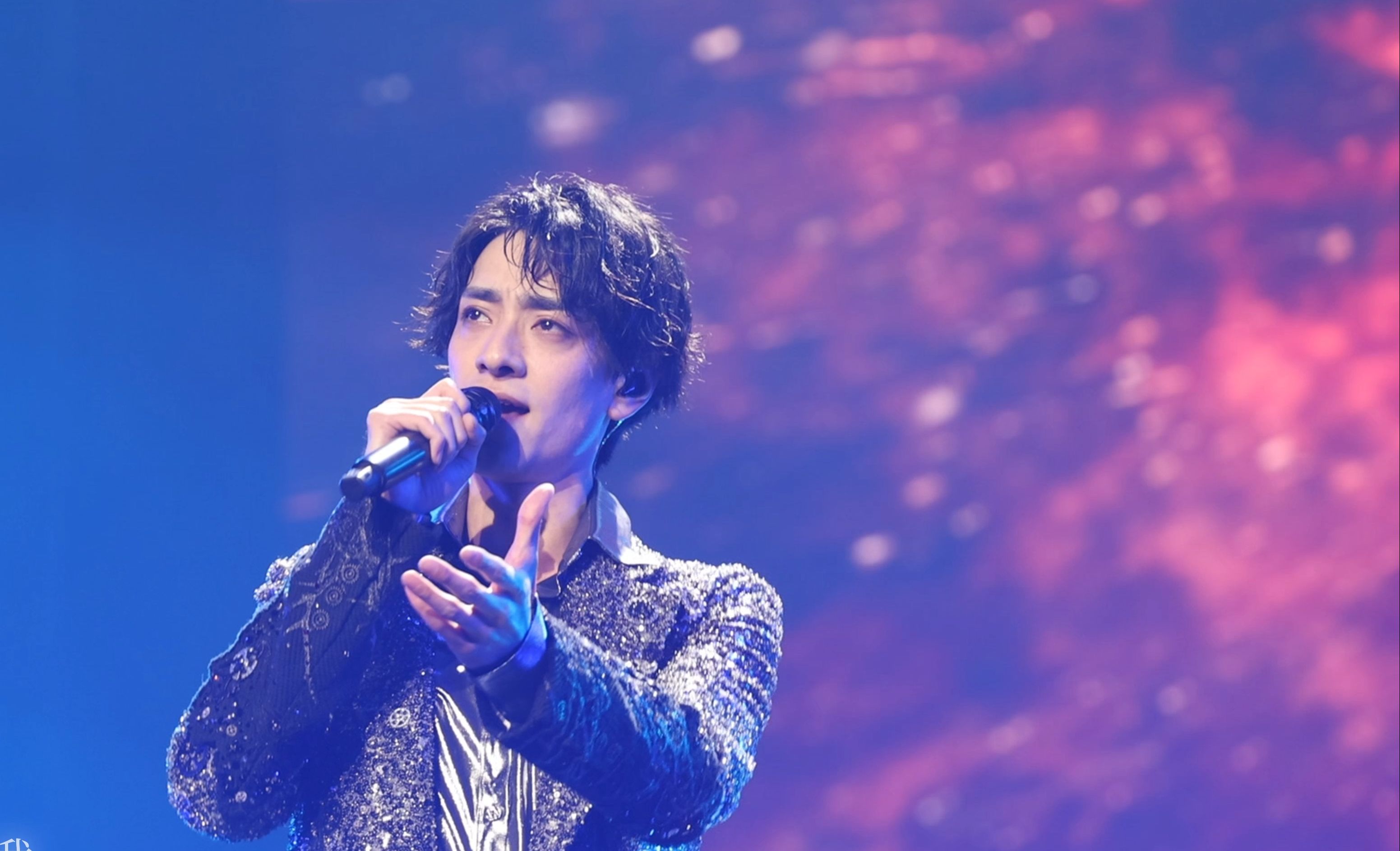 郑云龙怎么了梅奔大厂演唱会