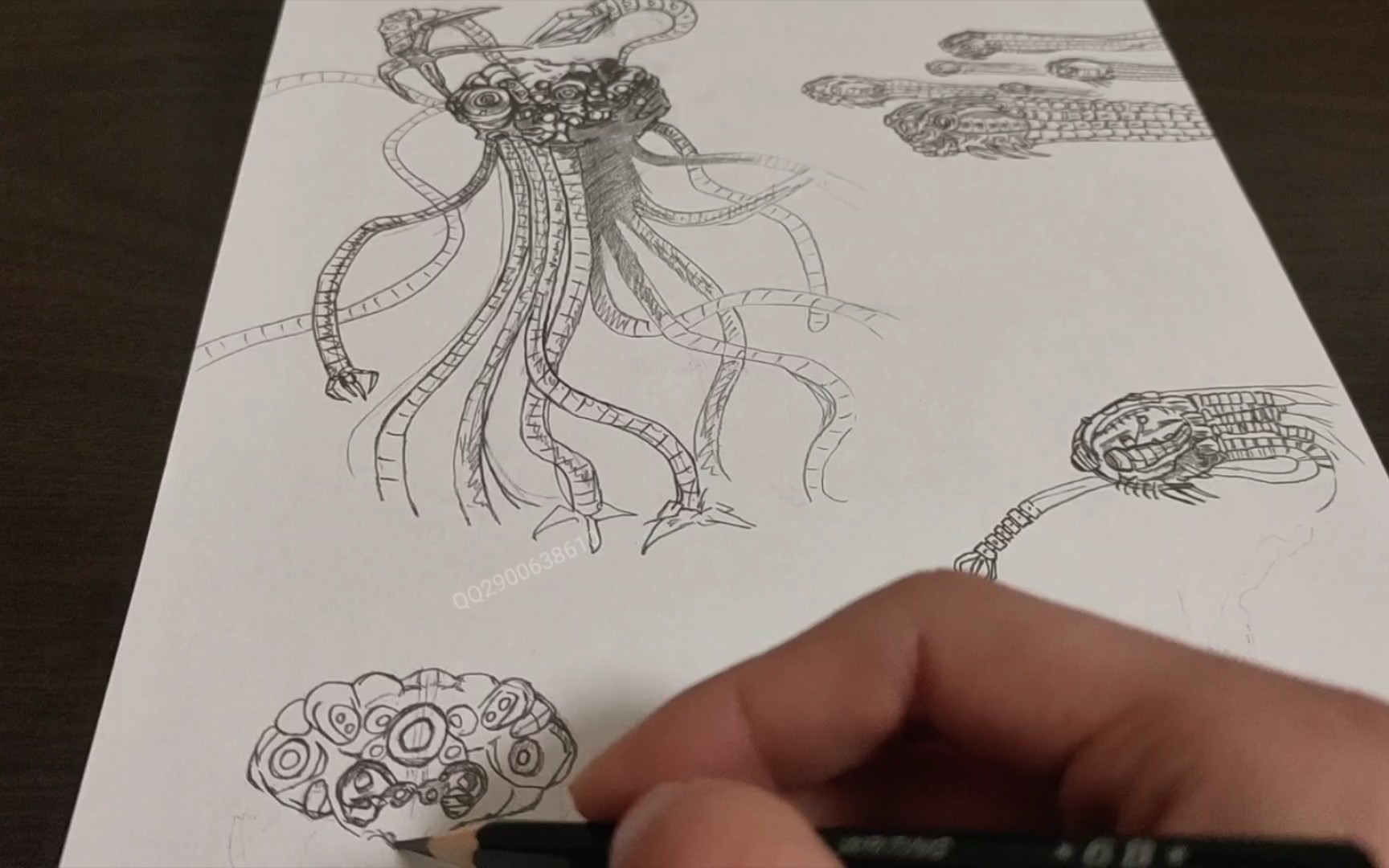 机械章鱼手绘图片
