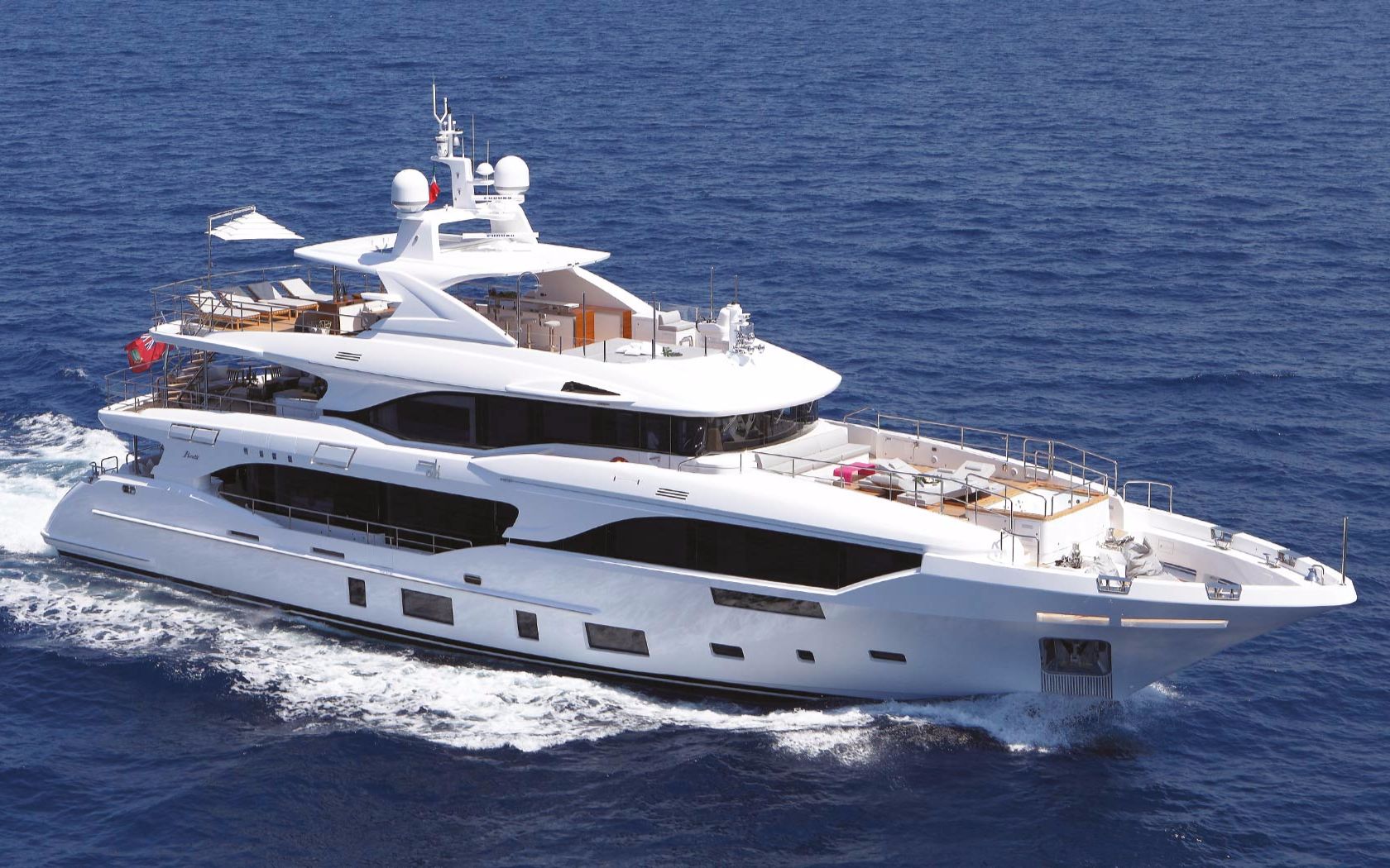 意大利benetti超级游艇mediterraneo 116的oli号