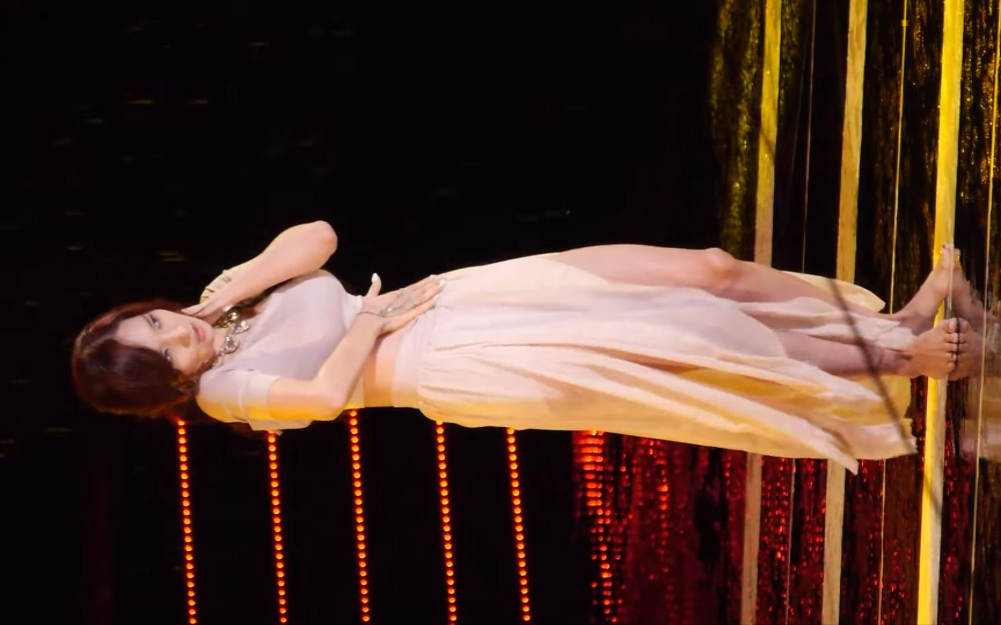 stellar-朱敏希雨天热舞直拍