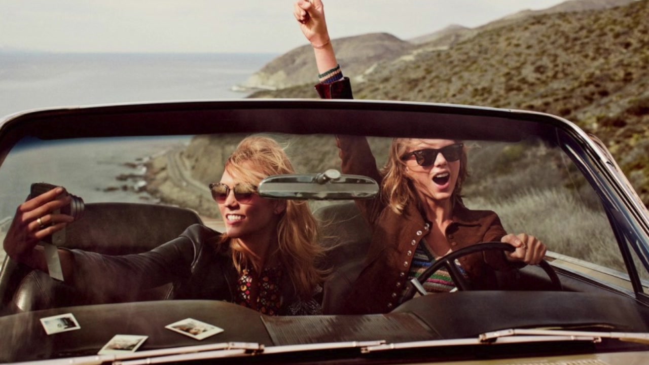 Taylor Swift& Karlie Kloss杂志照片欣赏哔哩哔哩bilibili