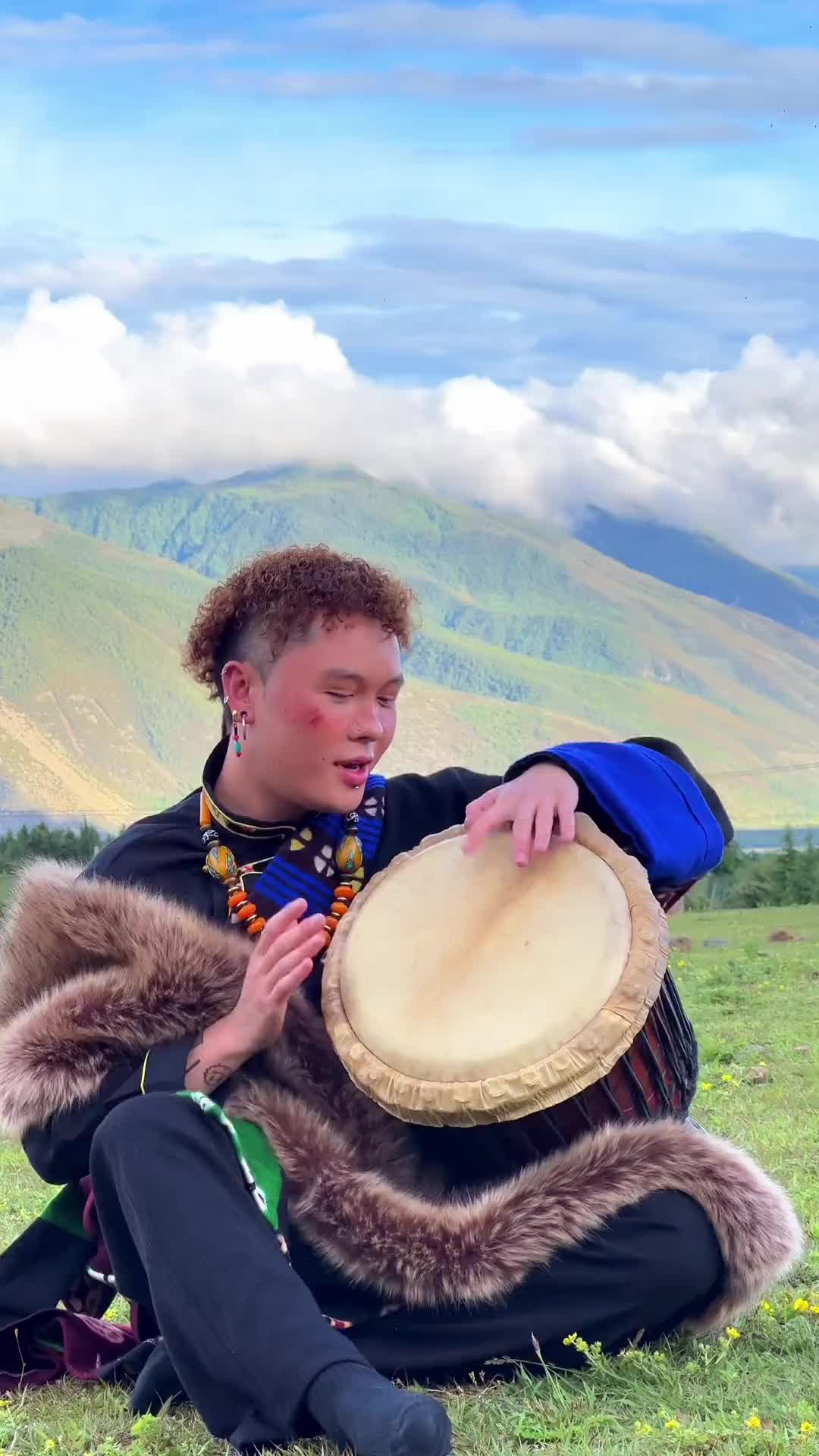 我想问问你呀你在思念谁青稞少年