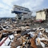 世界2个幸运之人，看看日本海啸中幸存的人！