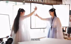 Tải video: 《花戎》魏枝和魏静月戏里仇人，鞠婧祎姜杉戏外好姐妹，希望大家不要骂杉宝。