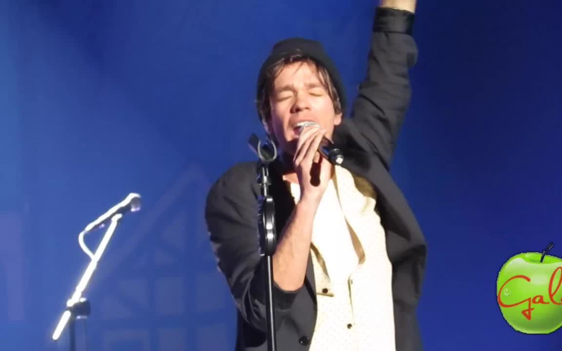 [图]FUN乐队主唱 Nate Ruess 2016马尼拉场演唱会《GREAT BIG STORM》【中英双字】