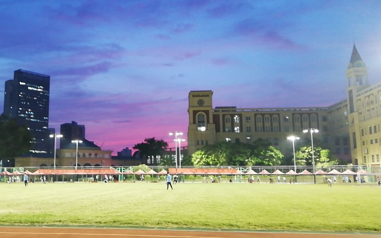 南头中学2019年运动会——高三(10)班特辑_哔哩哔哩_bilibili