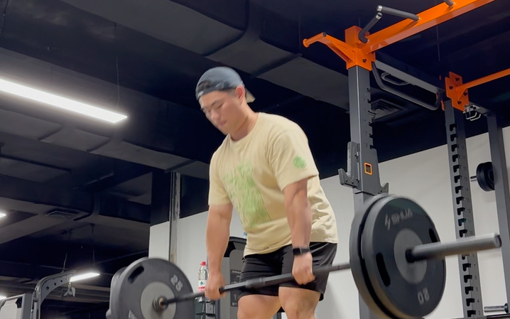 和大佬们一起健身不用吃氮泵