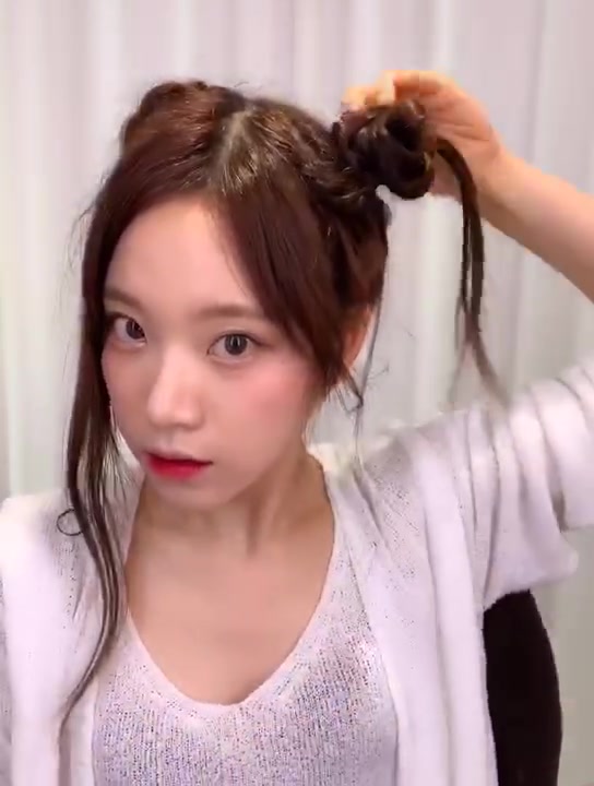 爆款lisa春丽丸子头,5分钟速成_哔哩哔哩 (゜-゜)つロ 干杯~-bilibili