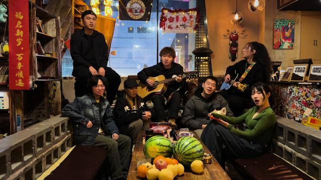 棱镜乐队—《总有一天你会出现在我身边》 到底什么样的人才会喜欢这