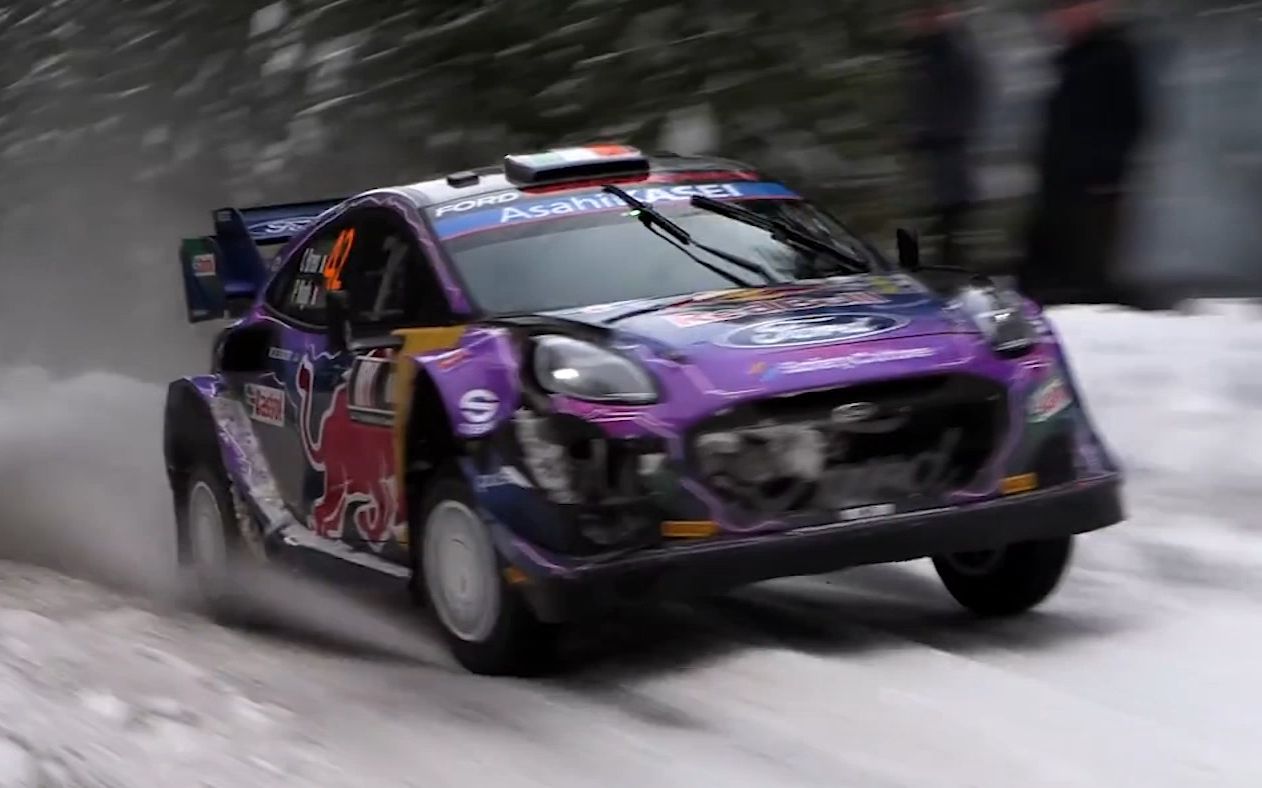 一分钟带你感受下 wrc拉力赛 福特彪马的高燃瞬间