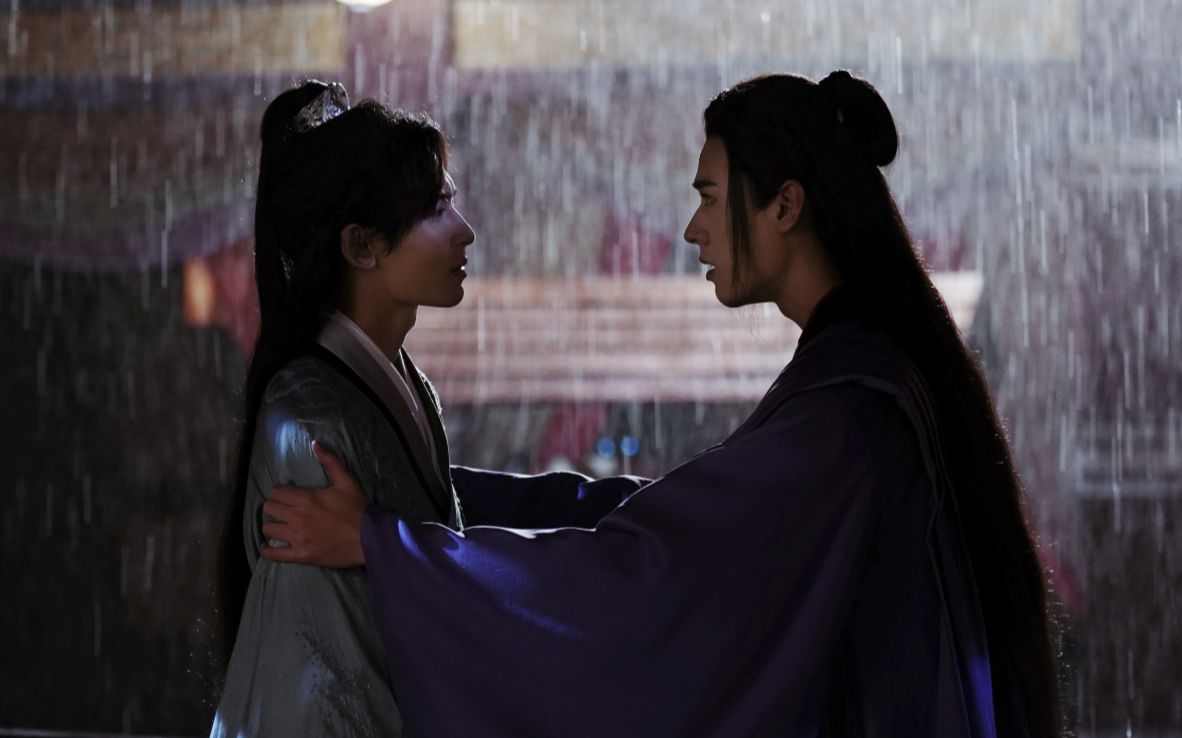 雨戏靠降雨,群演靠复制,《山河令》穷到极致却让人不得不佩服!